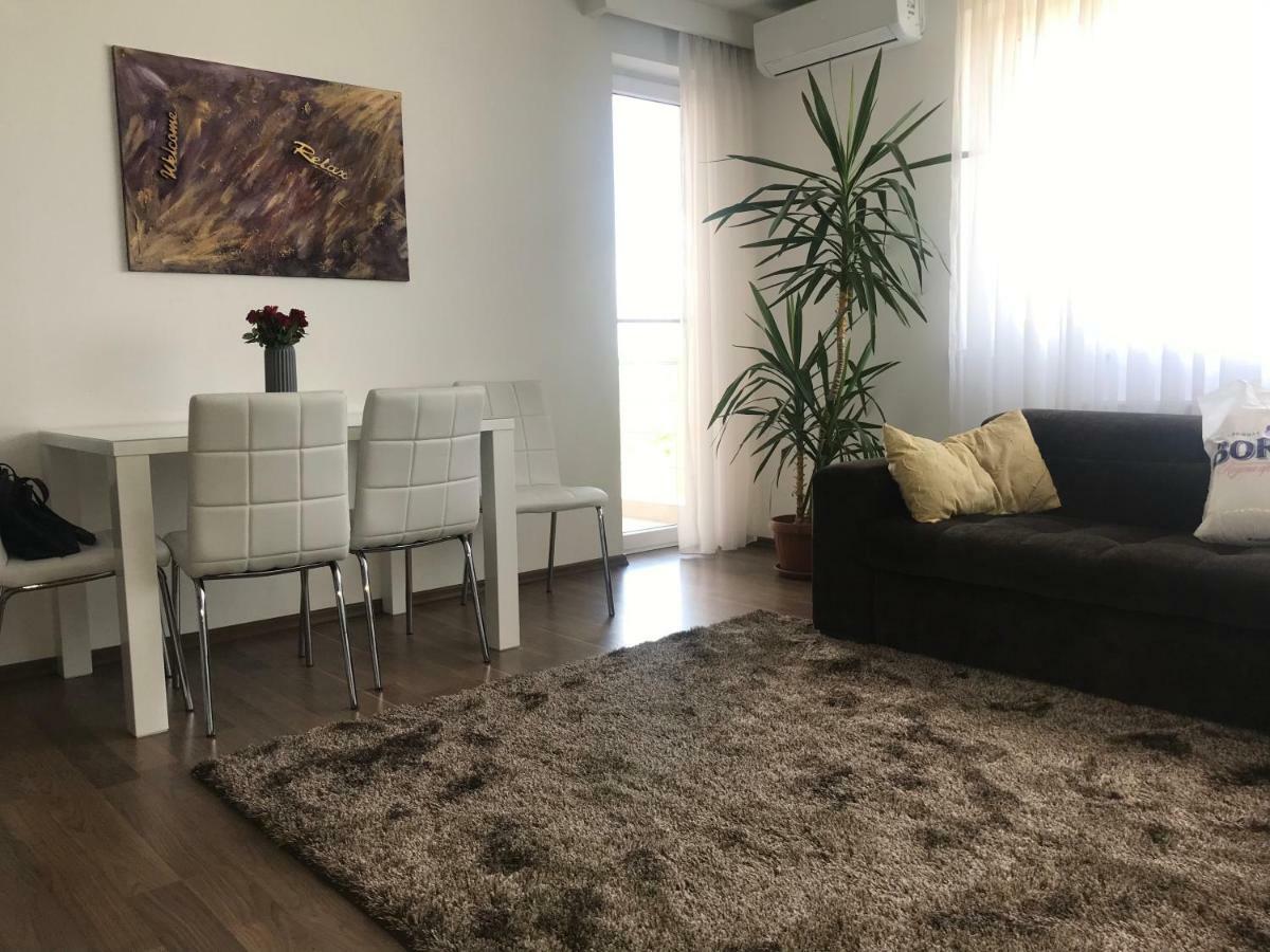 Pipera Lake View By Acme Rent Bucharest Exterior photo